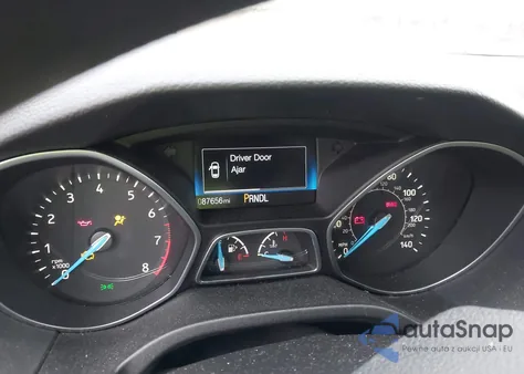 2016 Ford Focus S z USA, uszkodzony, nr VIN 1FADP3E29GL354784